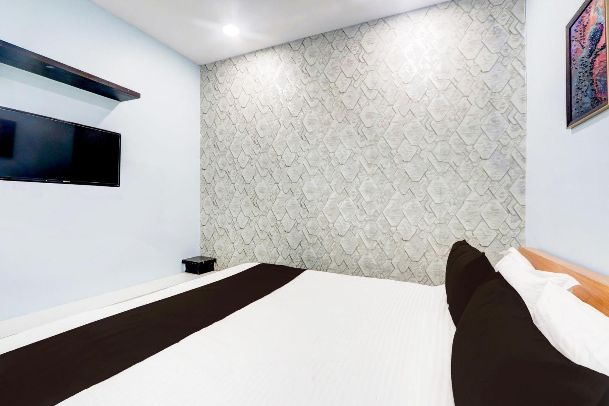 Hotel O Moon Light Nizamabad Zewnętrze zdjęcie